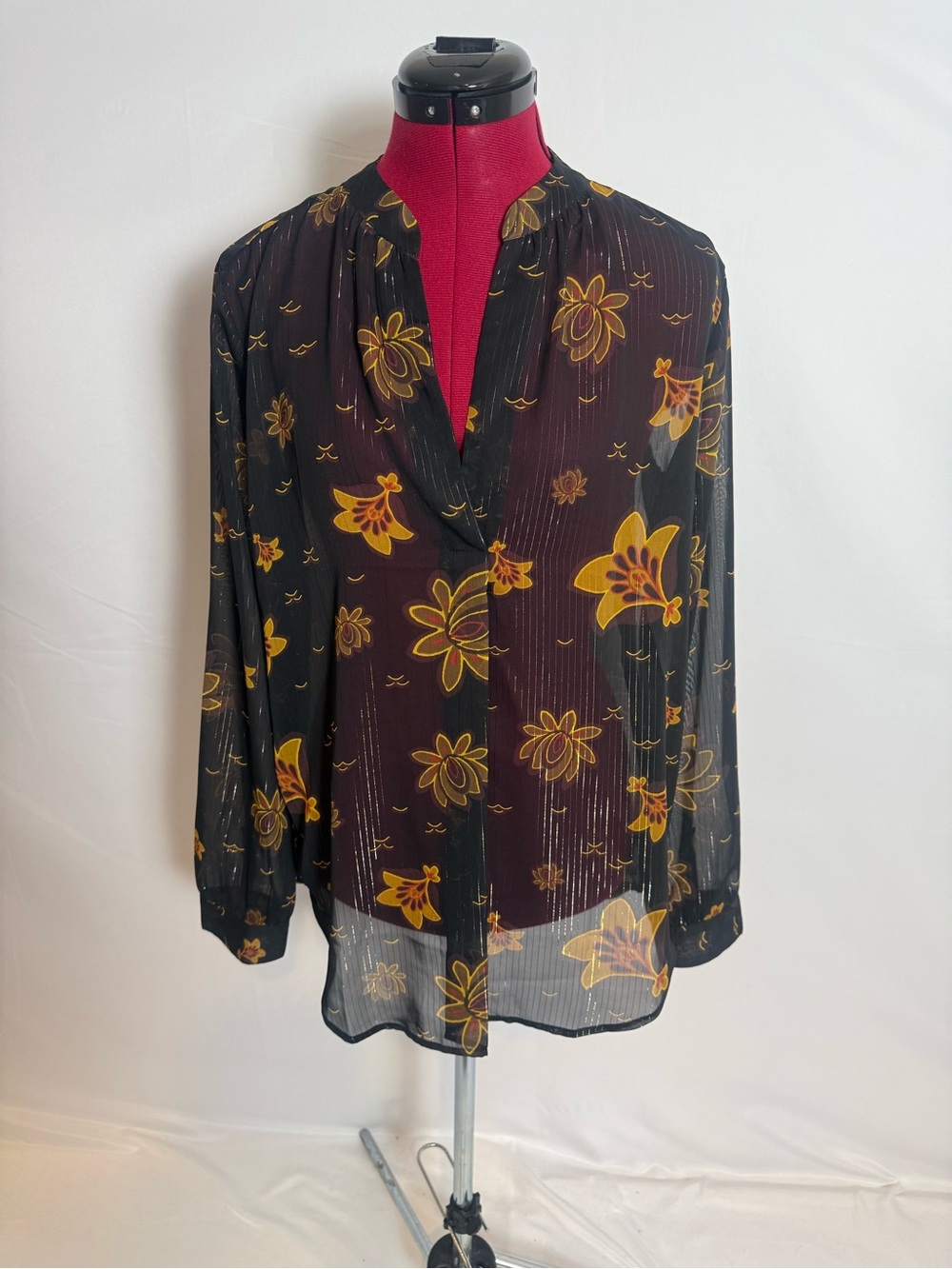 NWT LOFT Blouse Women's Size Medium Black & Gold Metallic Sheer Floral V-Neck